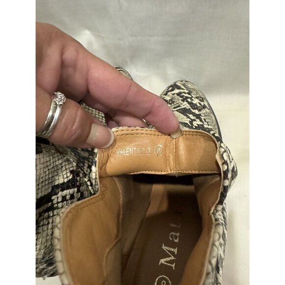 Mata VALENTINA-2 White/Black Snake Bootie Size 8 - Picture 6 of 8